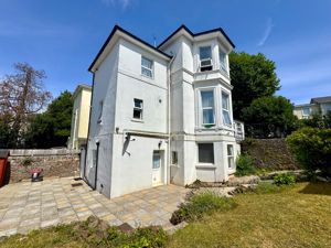 Photo 6- click for photo gallery